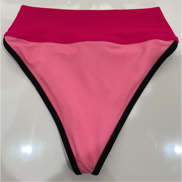 New! Beach Riot Eva Emmy Bottom in Amour Colorblock Size M - Picture 4 of 6